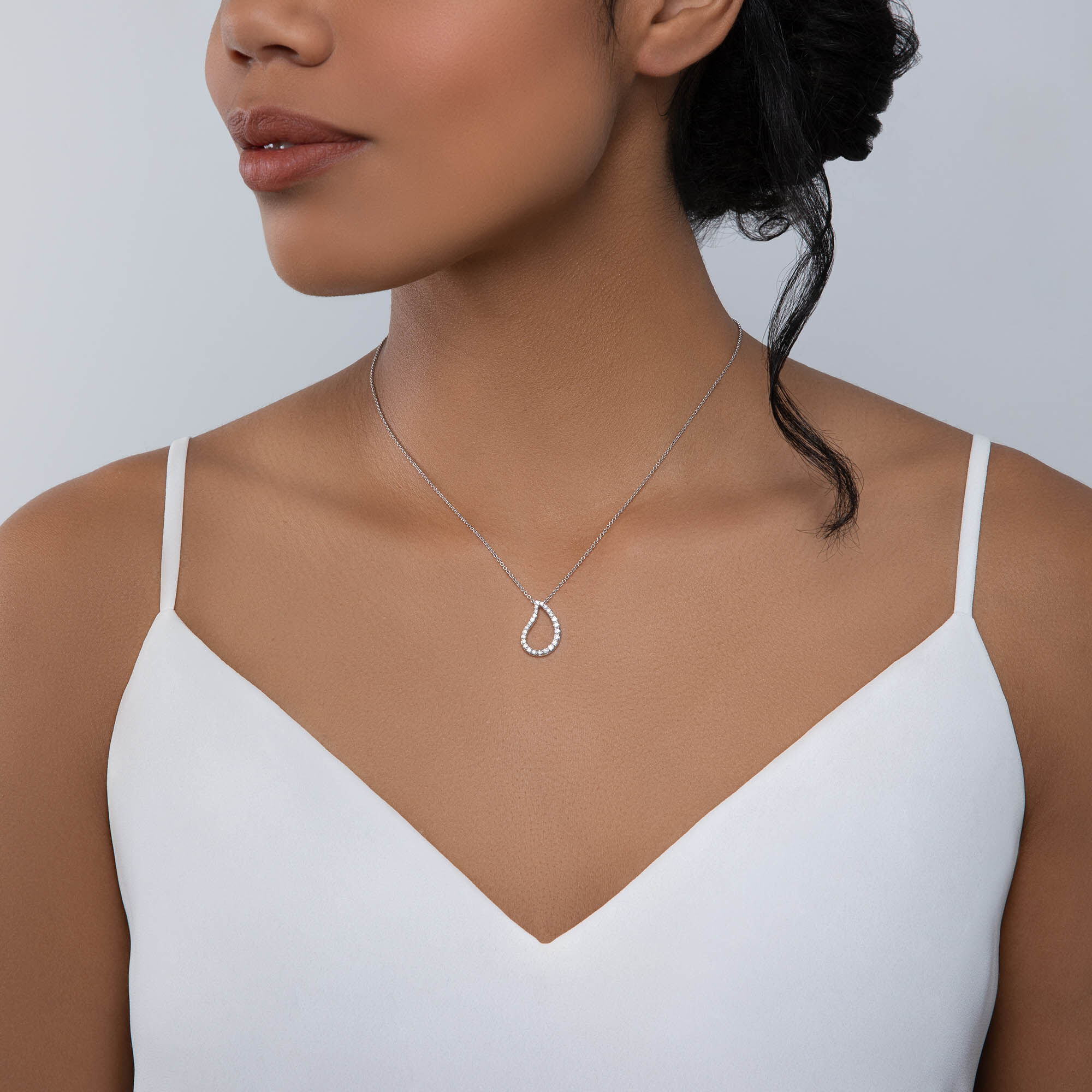 Diamond Necklace, Large | Birks Pétale